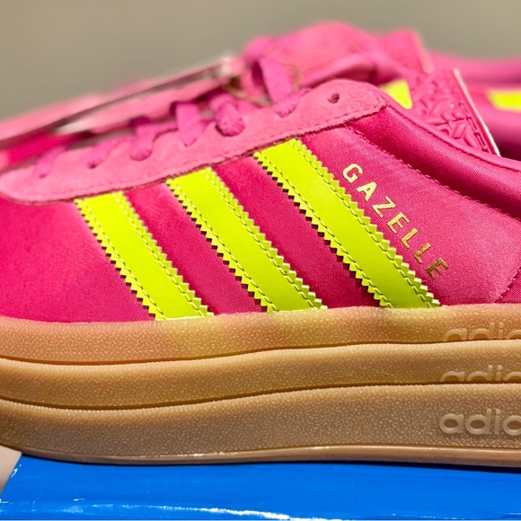 Adidas Gazelle Bold W Sneakers, Women’s Size 7, Pink/Neon Yellow, BNWT in box - Picture 3 of 7